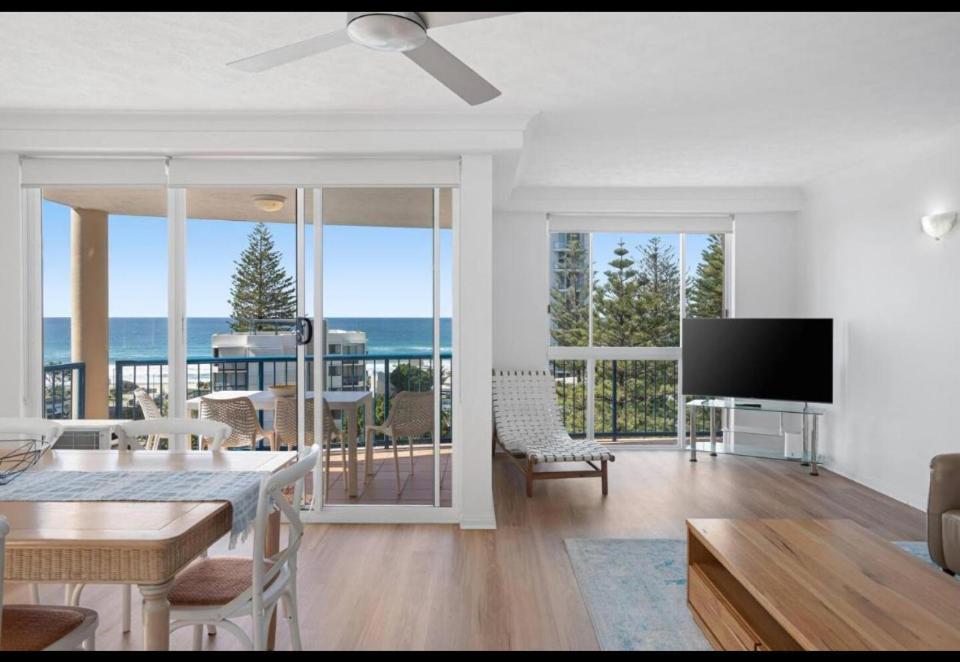 San Mateo On Broadbeach Gold Coast Exterior foto